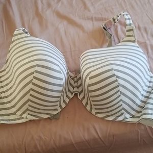 Cacique bra 46DD